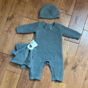 Barefoot Dreams Greenish Gray Cozy Chic Footie Set. Excellent condition!